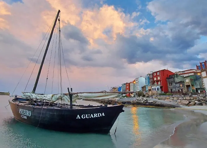 Cerca De La Playa, Con Bodega, Terraza Y Jardin Camino Portugues